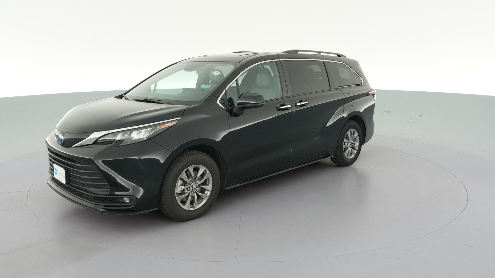 2025 Toyota Sienna vehicle photo