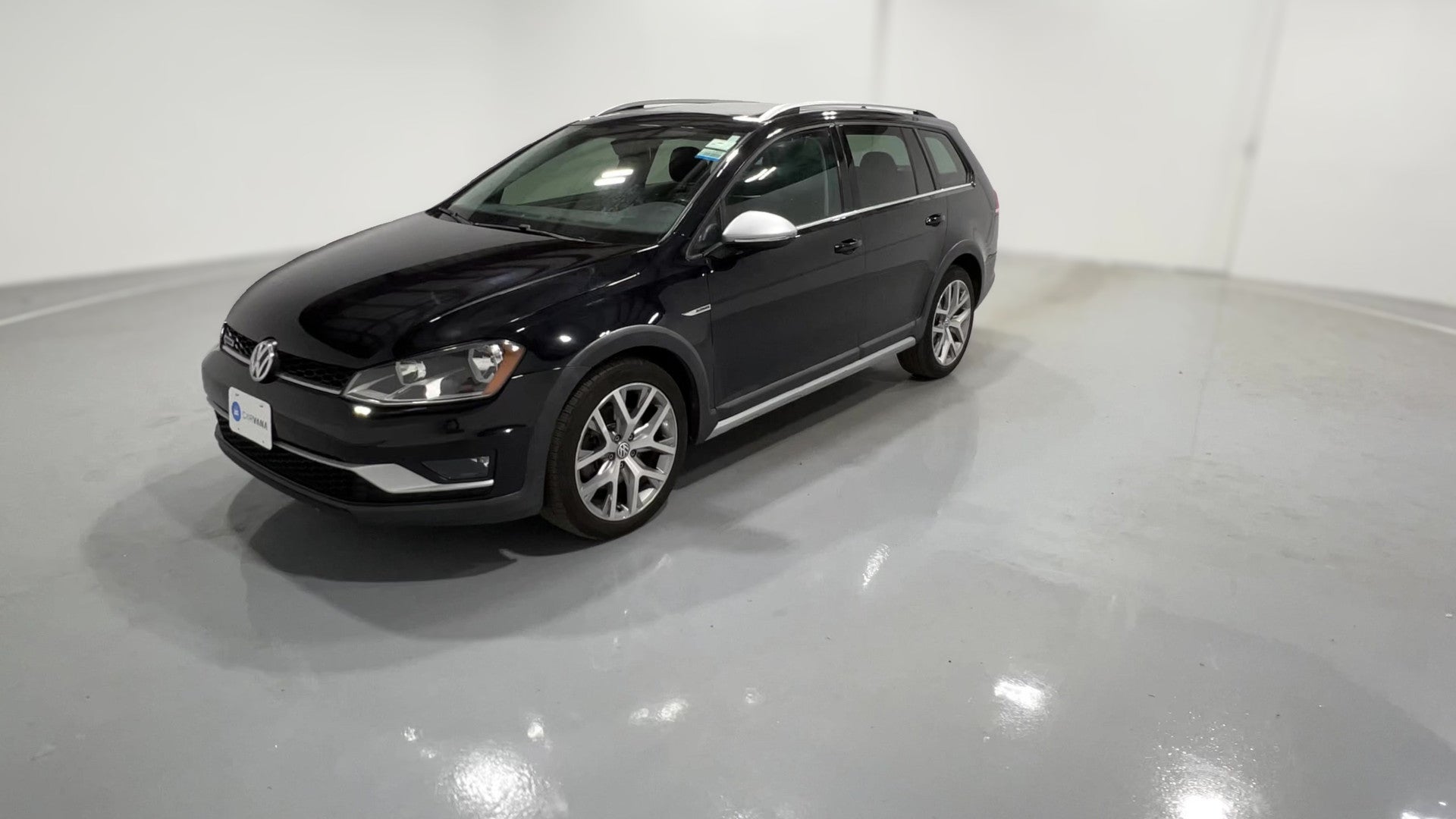 2017 Volkswagen Golf Alltrack vehicle photo