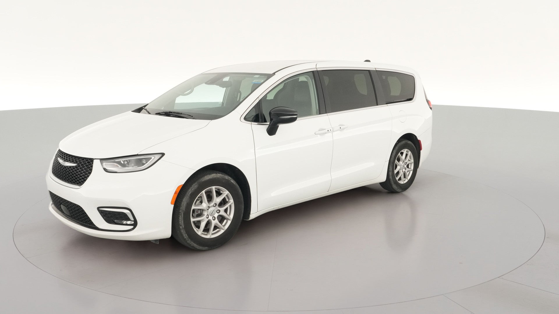 2024 Chrysler Pacifica vehicle photo