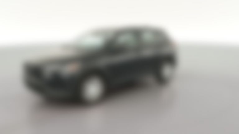 2024 Toyota Corolla Cross vehicle photo