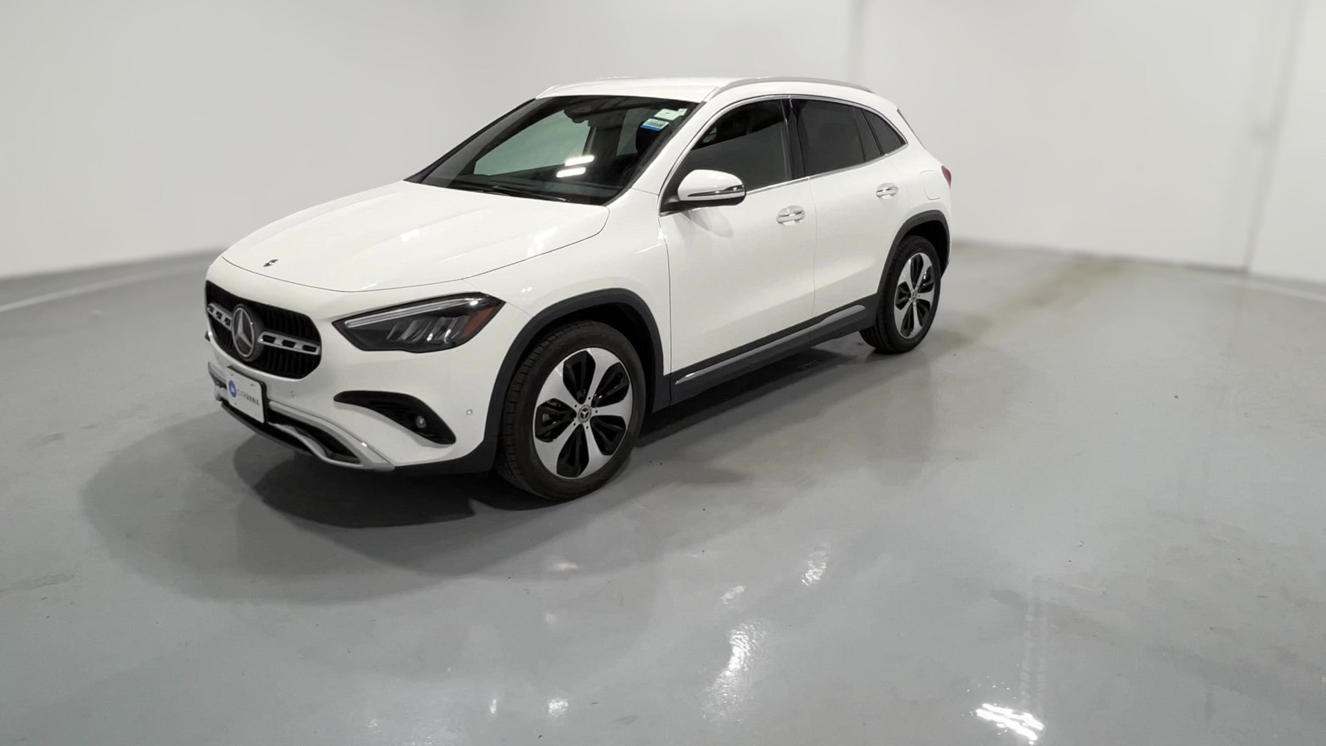 2025 Mercedes-Benz GLA vehicle photo