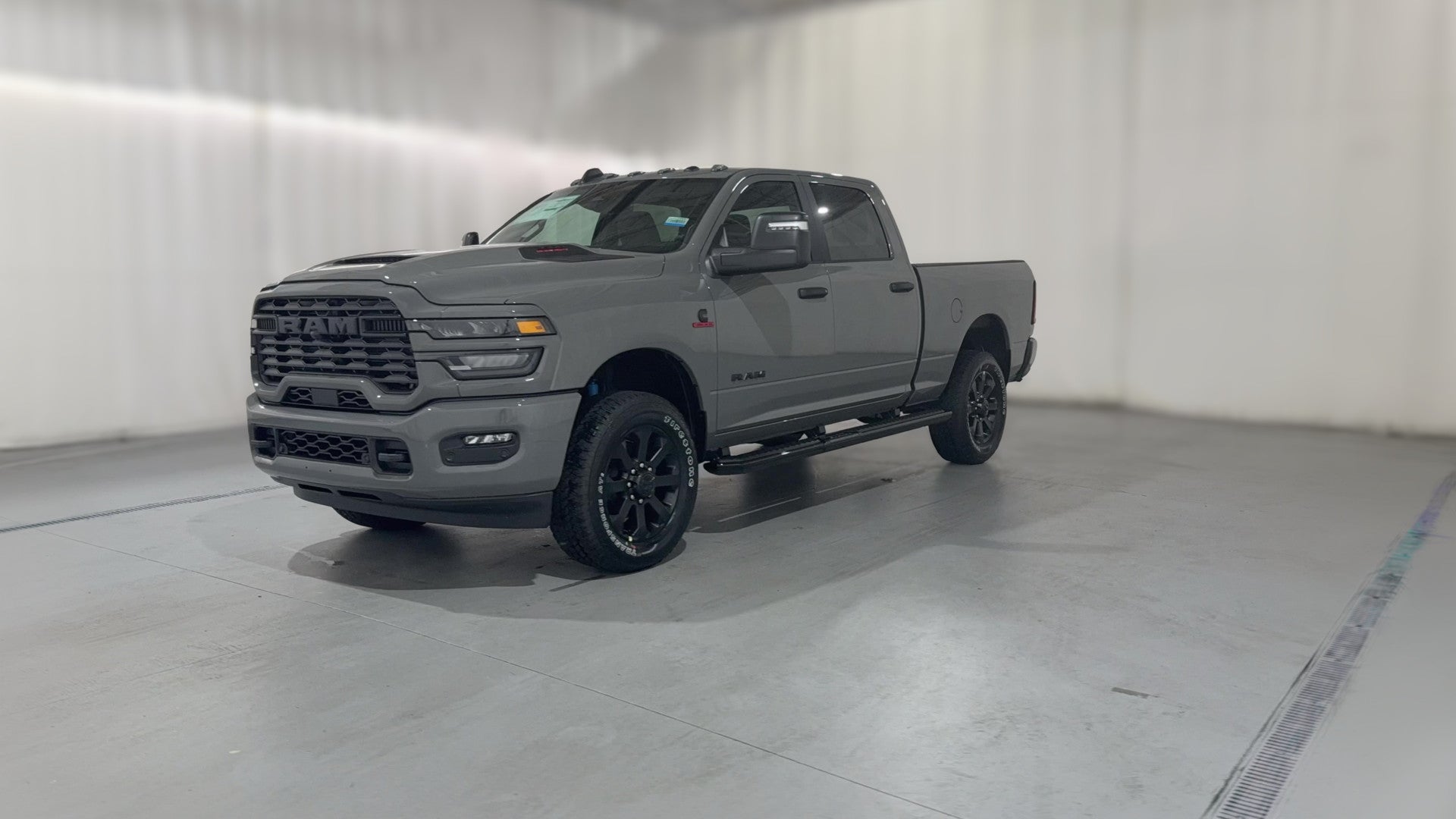 2026 Ram 2500 Crew Cab vehicle photo