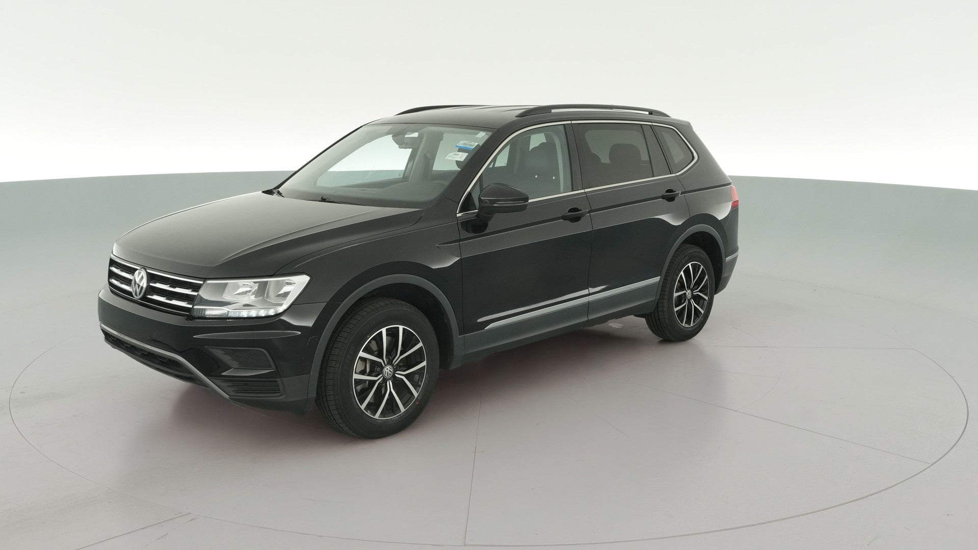 2021 Volkswagen Tiguan vehicle photo