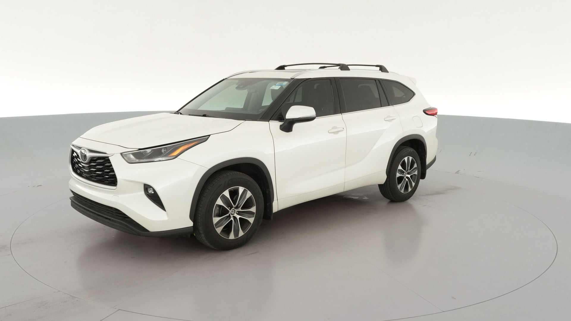 2021 Toyota Highlander vehicle photo