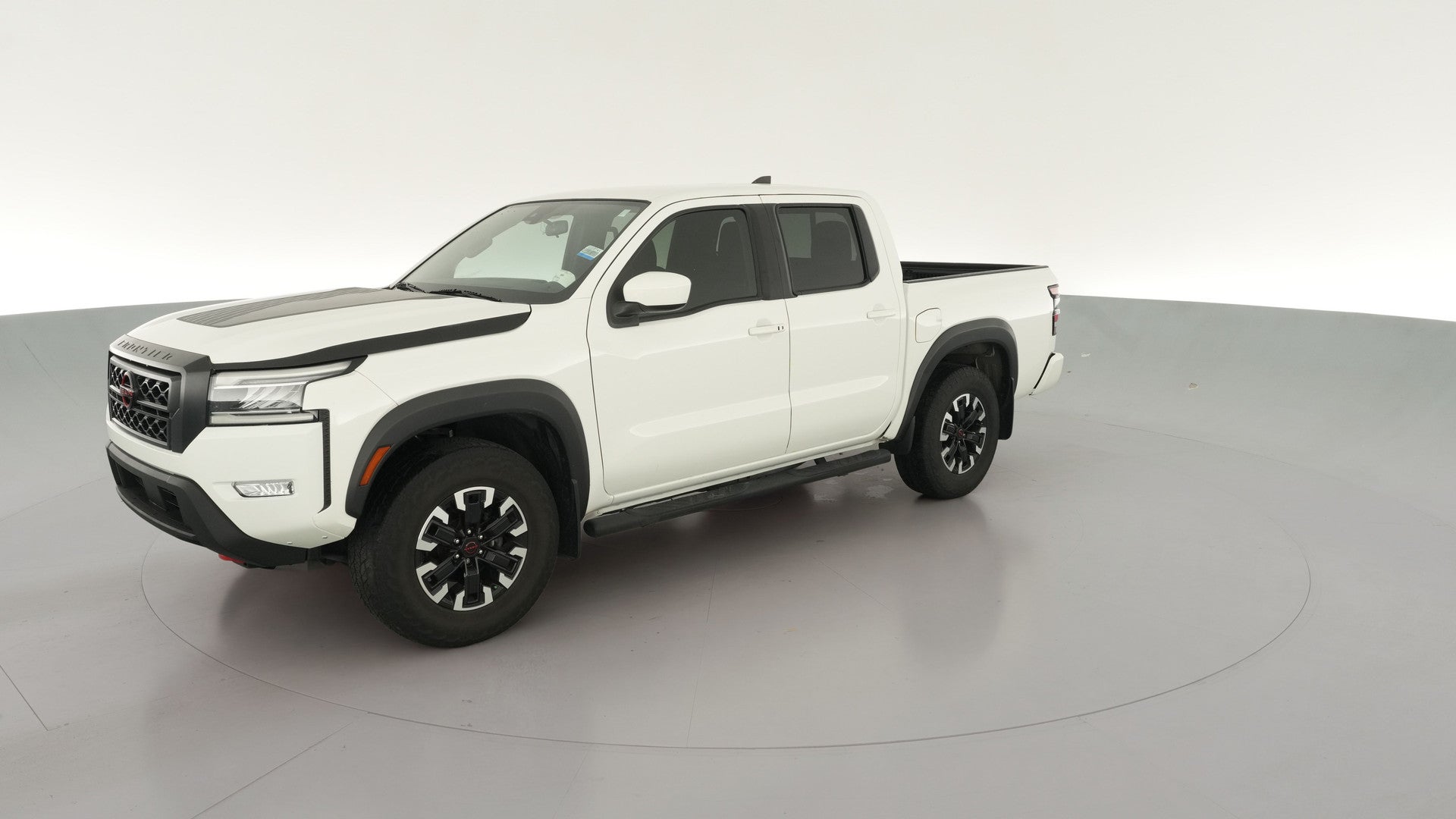 2022 Nissan Frontier Crew Cab vehicle photo