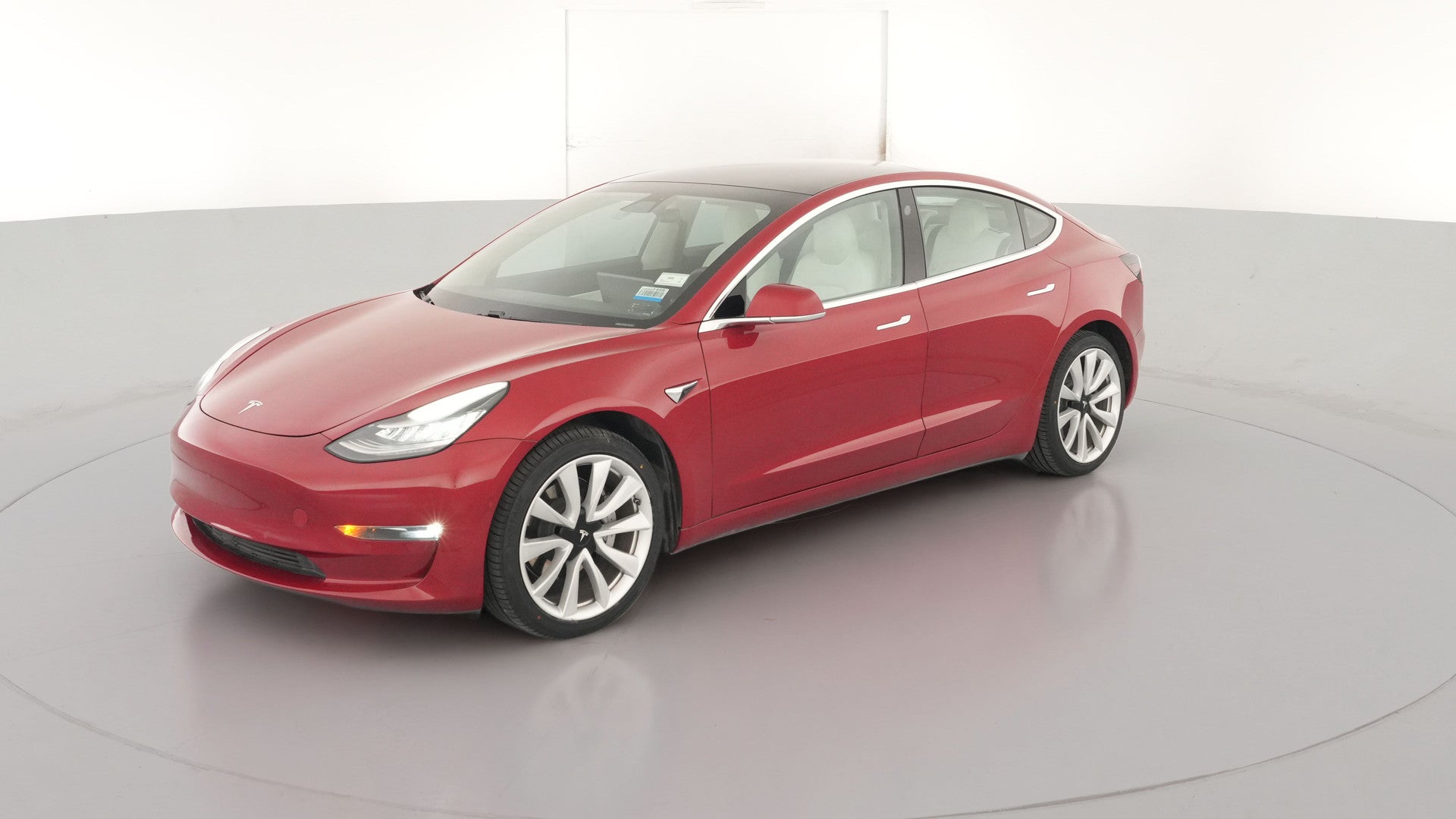 2019 Tesla Model 3 vehicle photo