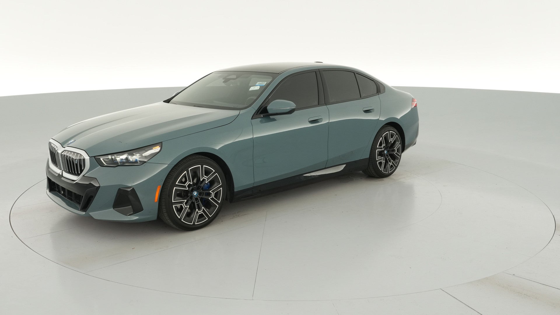 2024 BMW i5 vehicle photo