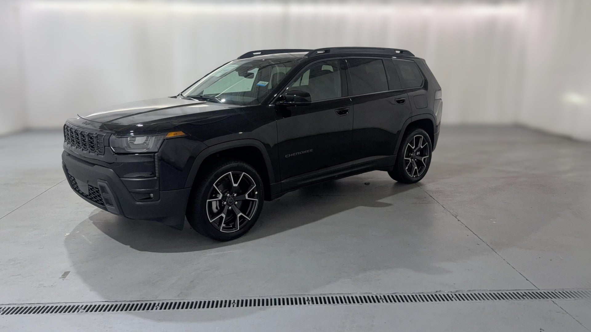 2026 Jeep Cherokee vehicle photo