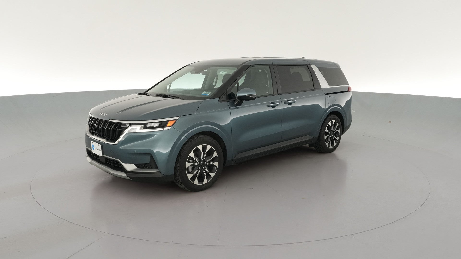 2024 Kia Carnival vehicle photo