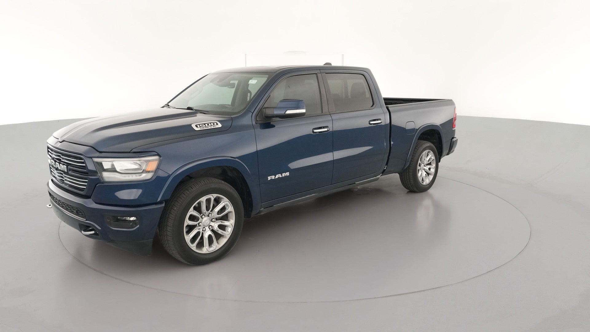 2022 Ram 1500 Crew Cab vehicle photo