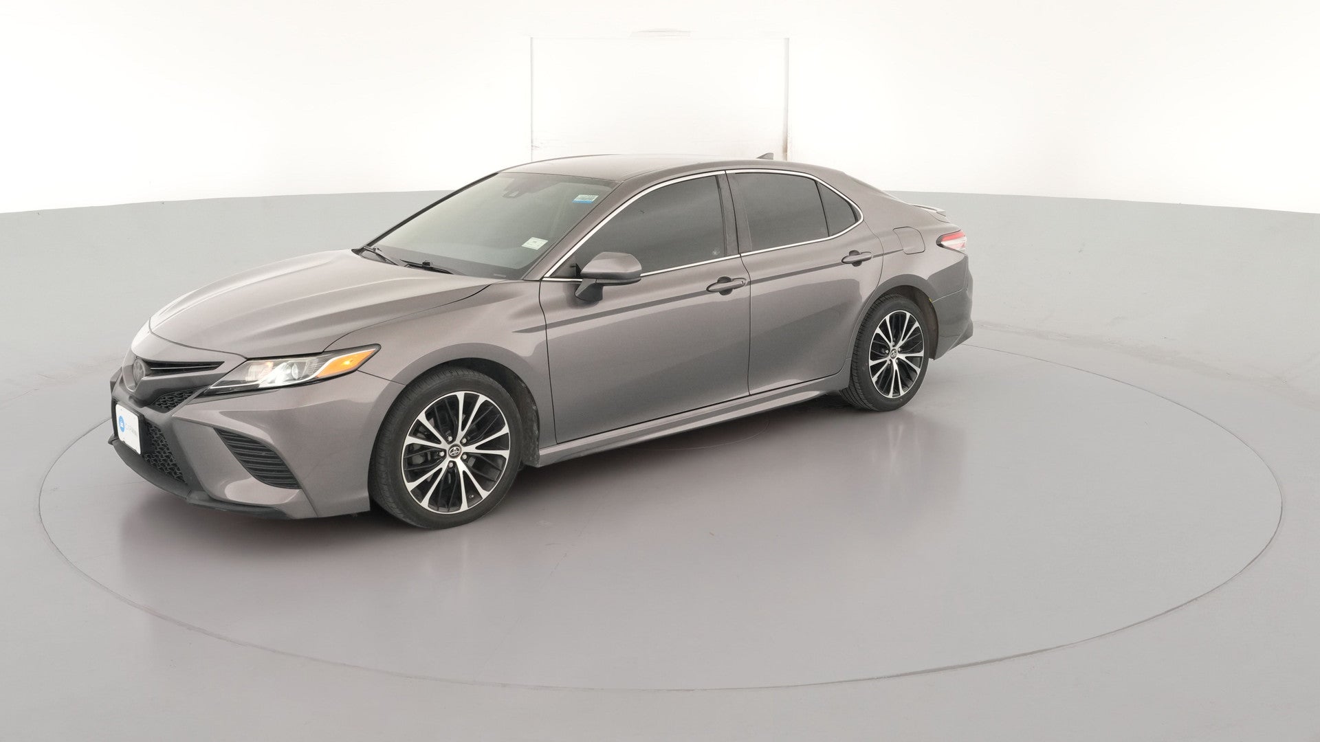 2019 Toyota Camry vehicle photo