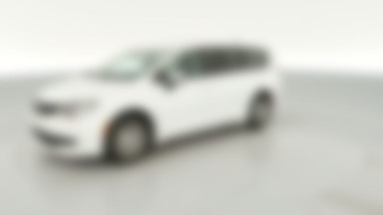 2023 Chrysler Voyager vehicle photo