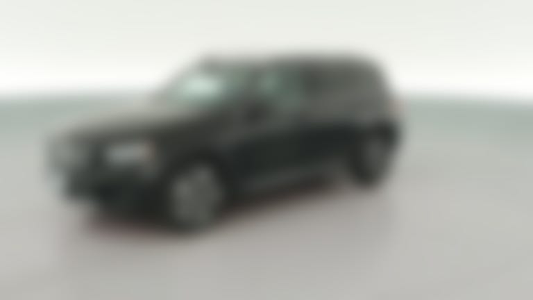 2025 Mercedes-Benz GLB vehicle photo