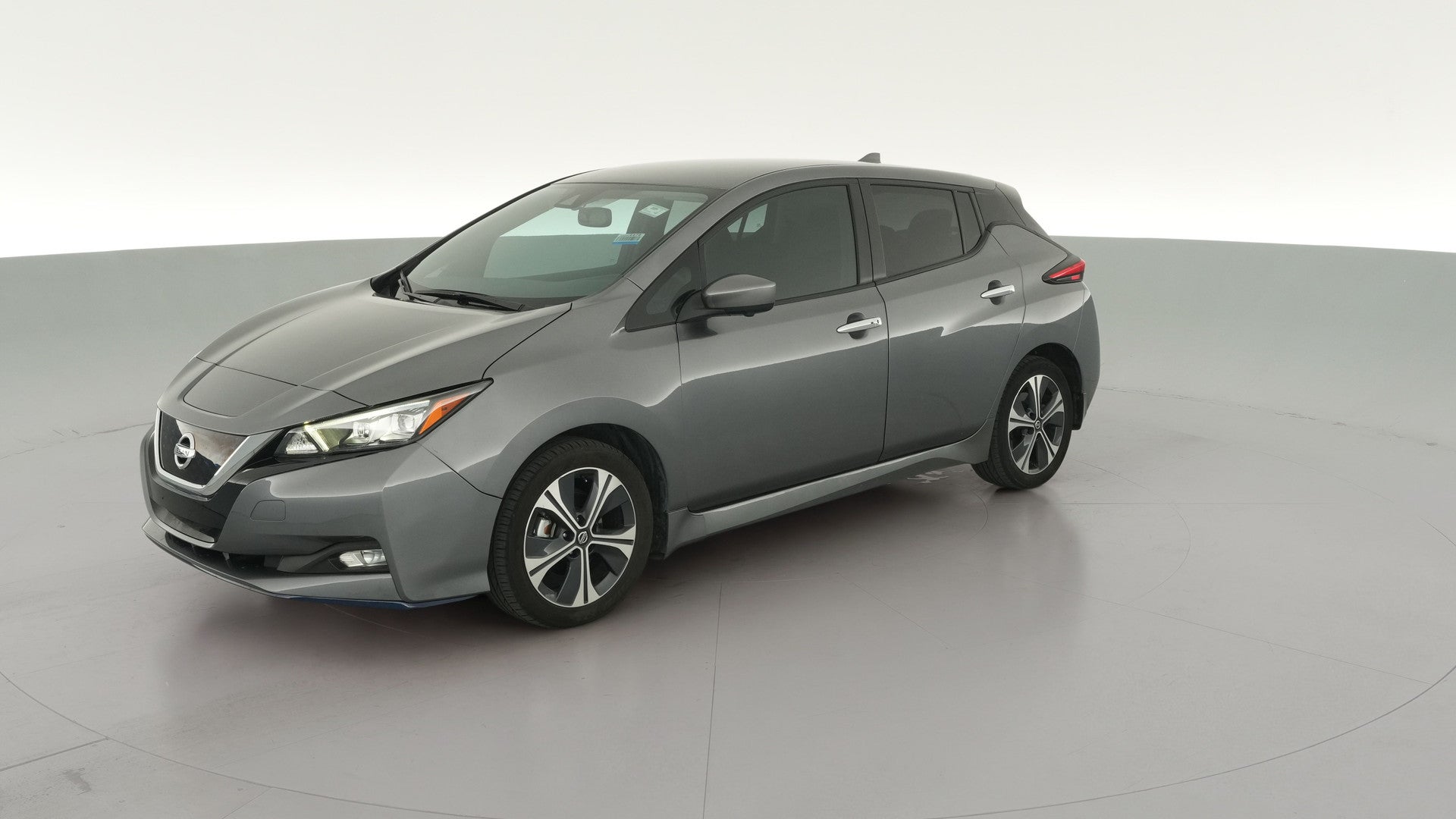 2022 Nissan LEAF vehicle photo