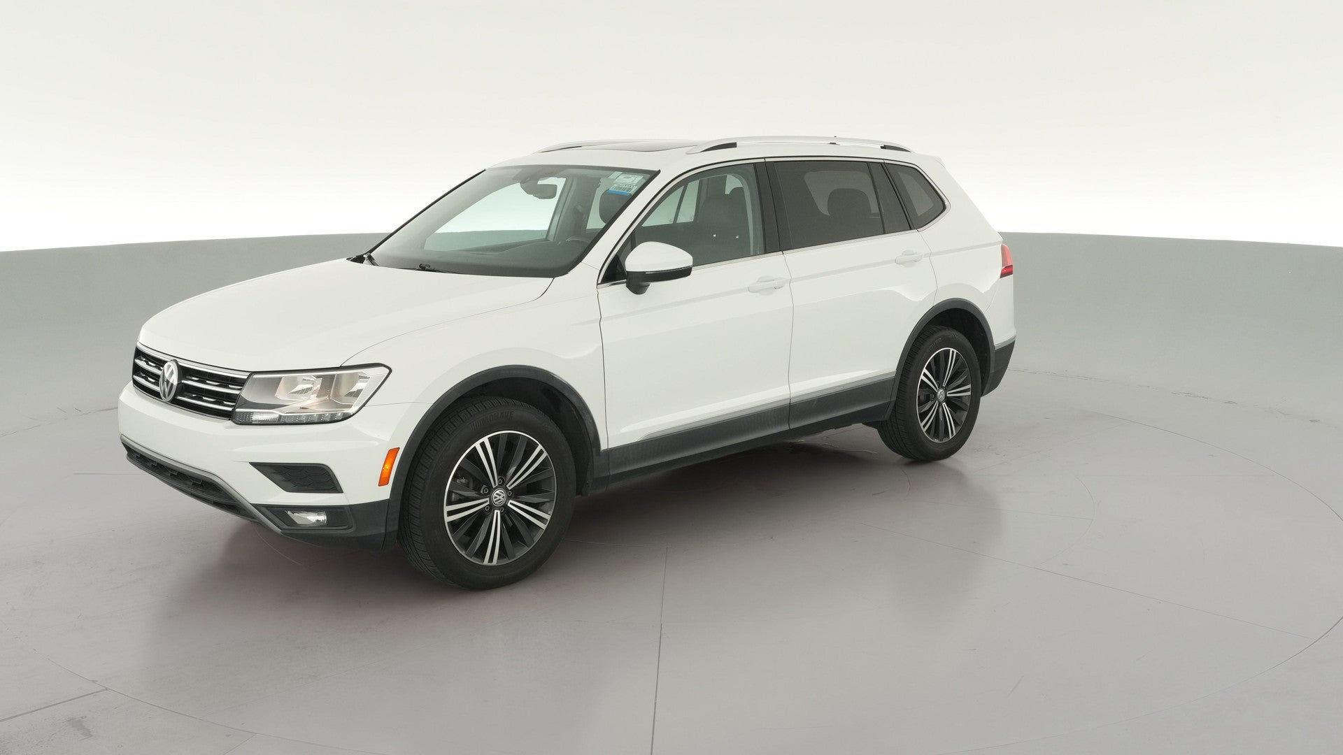 2018 Volkswagen Tiguan vehicle photo