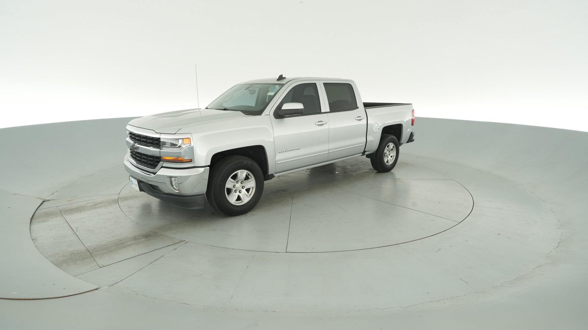 2018 Chevrolet Silverado 1500 Crew Cab vehicle photo