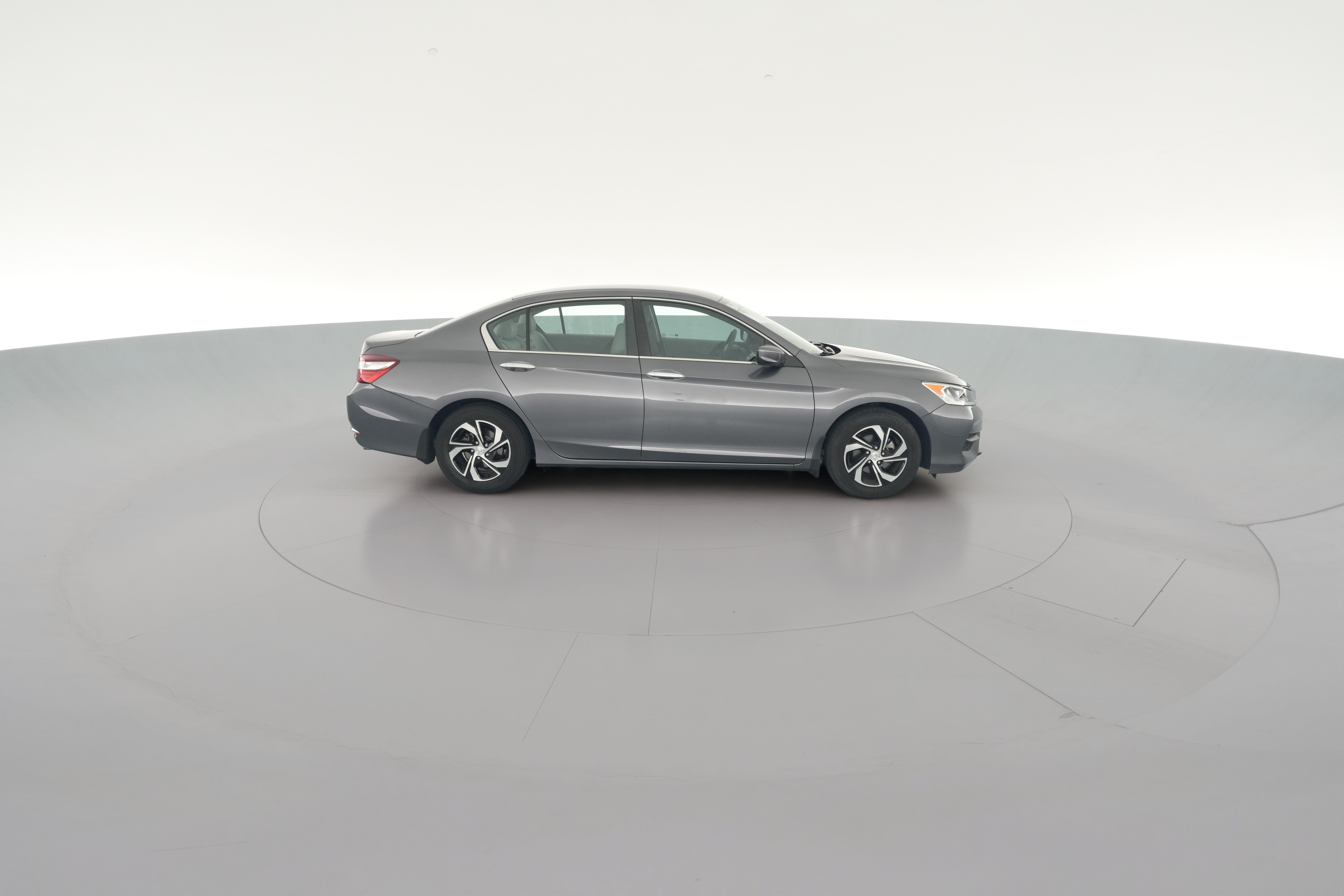 2017 Honda Accord LX - Photo 31