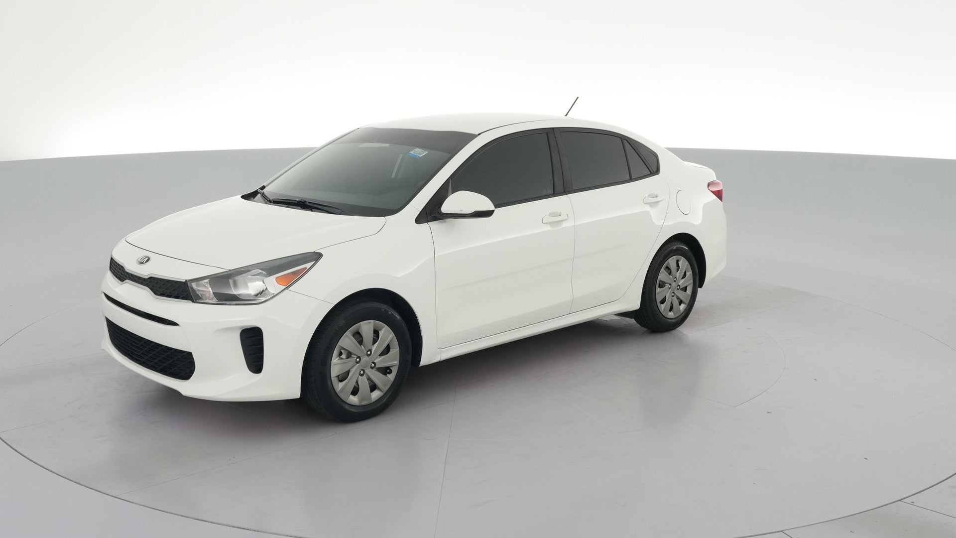 2019 Kia Rio vehicle photo