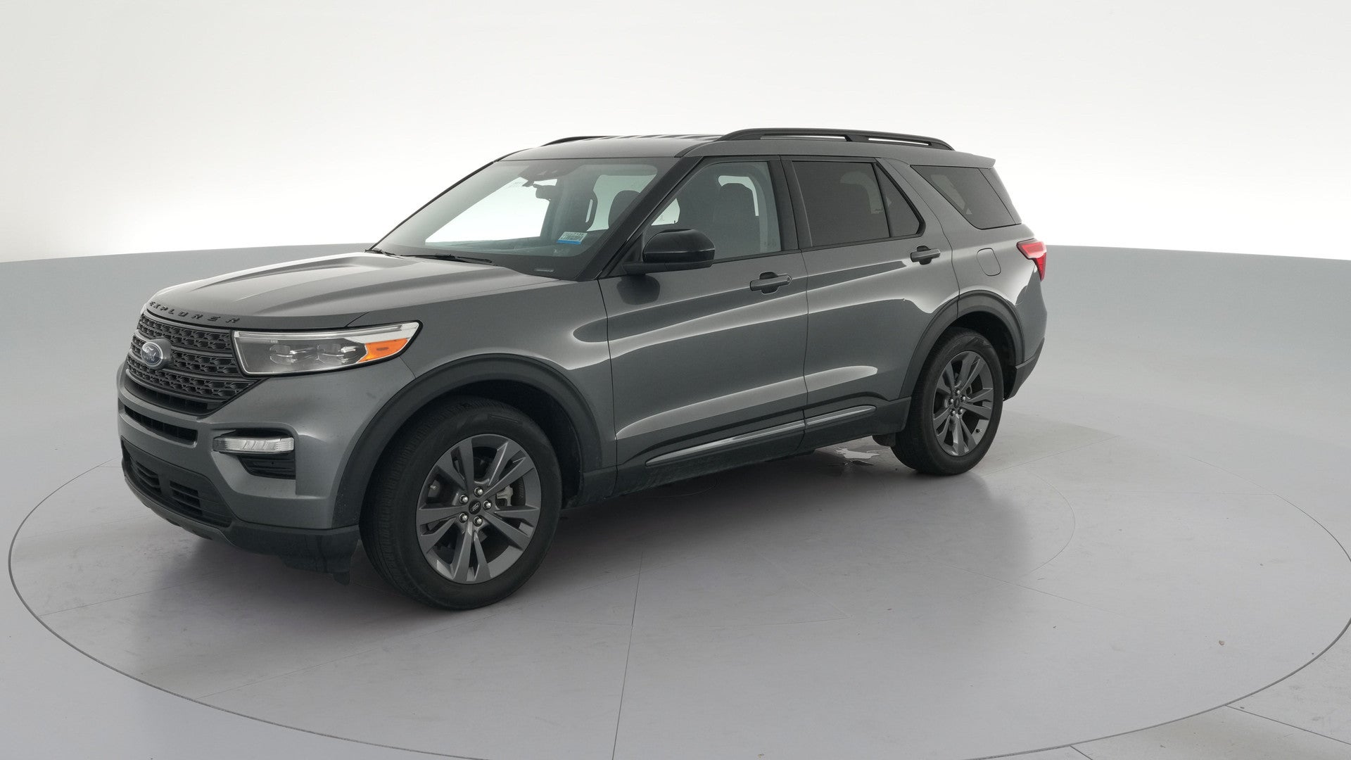 2023 Ford Explorer vehicle photo