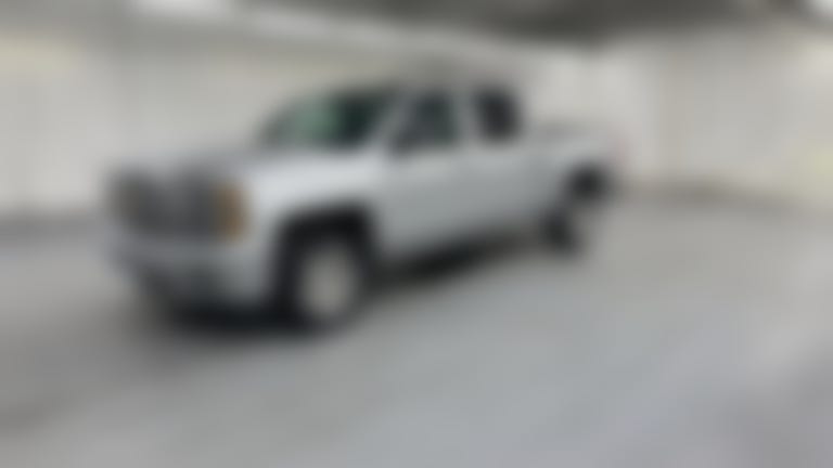 2015 Chevrolet Silverado 1500 Crew Cab vehicle photo