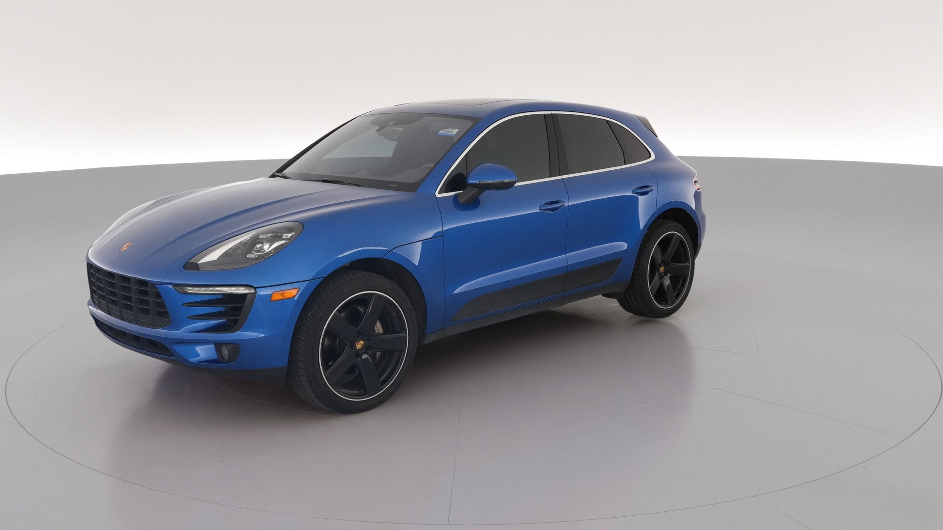 2018 Porsche Macan vehicle photo