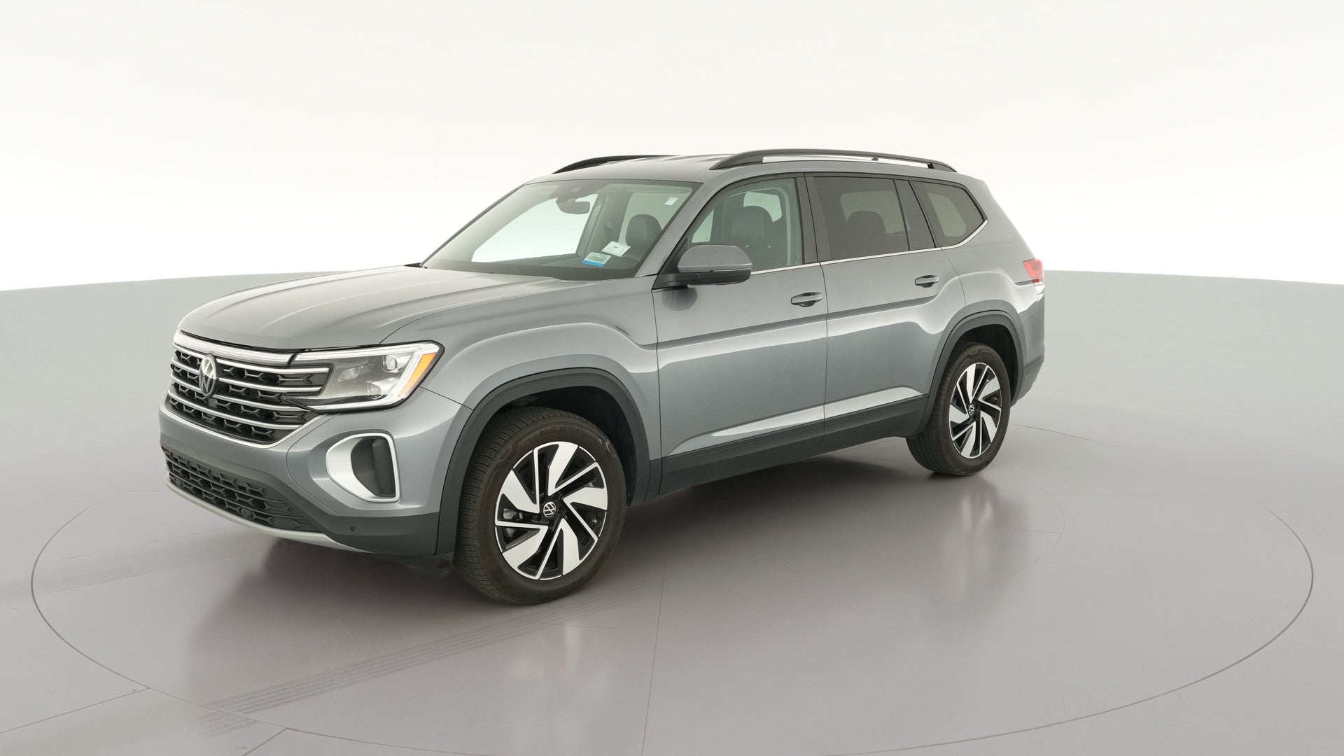 2025 Volkswagen Atlas vehicle photo