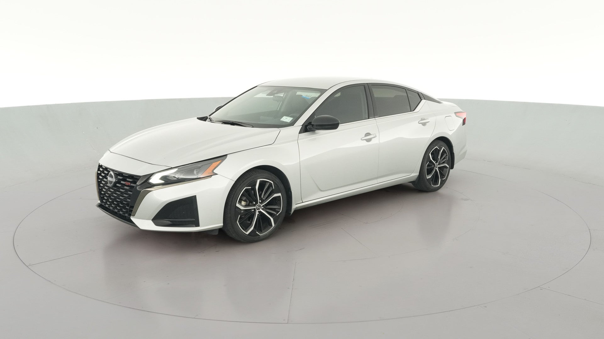 2024 Nissan Altima vehicle photo