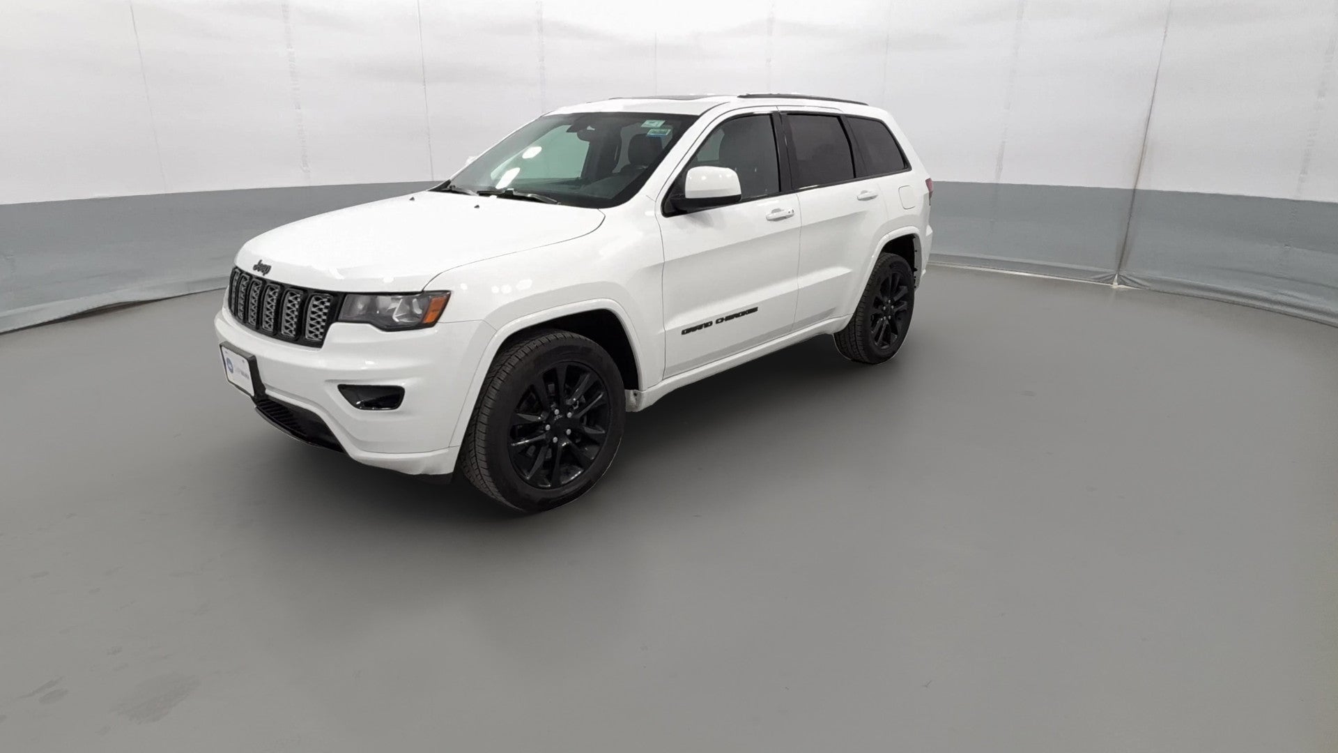 2021 Jeep Grand Cherokee vehicle photo