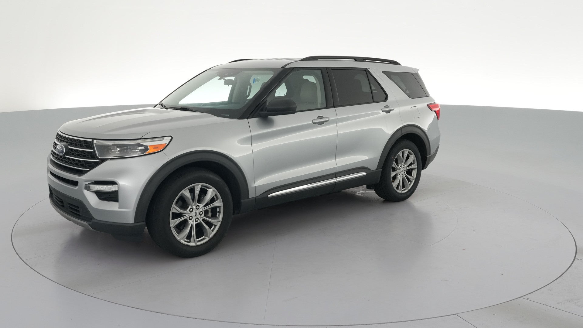 2021 Ford Explorer vehicle photo