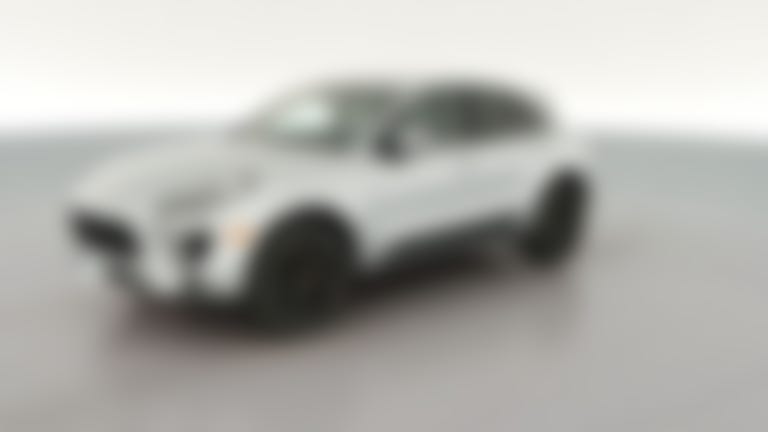 2015 Porsche Macan vehicle photo
