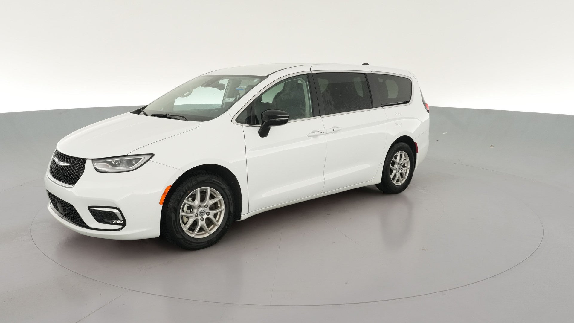 2024 Chrysler Pacifica vehicle photo