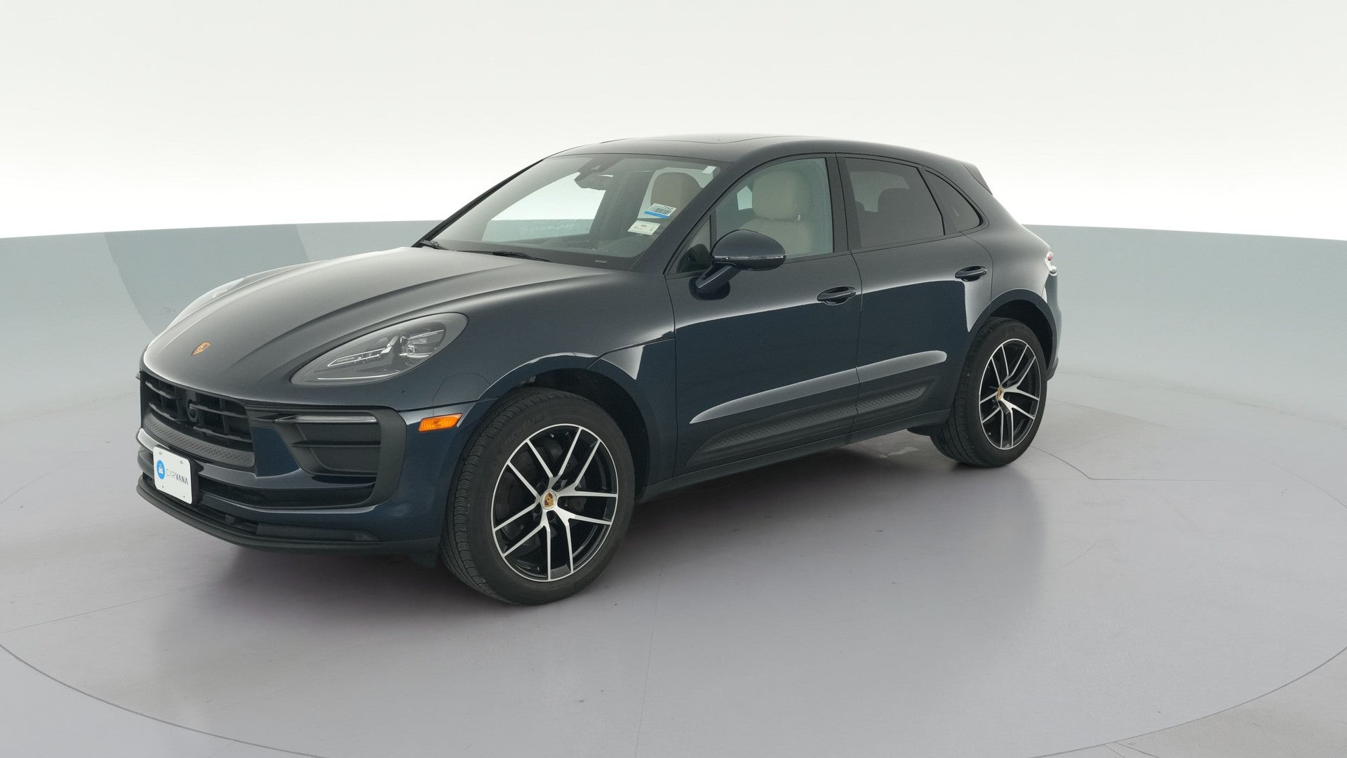 2023 Porsche Macan vehicle photo