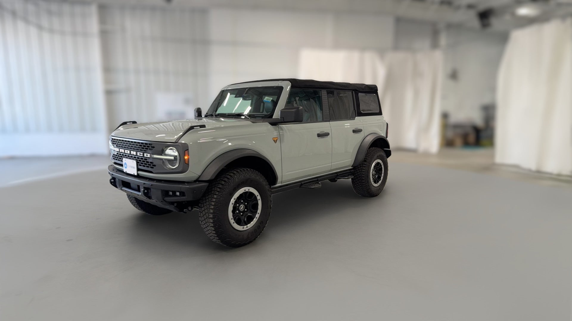 2022 Ford Bronco vehicle photo
