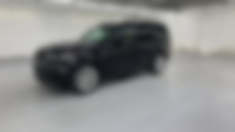 2024 Land Rover Discovery vehicle photo