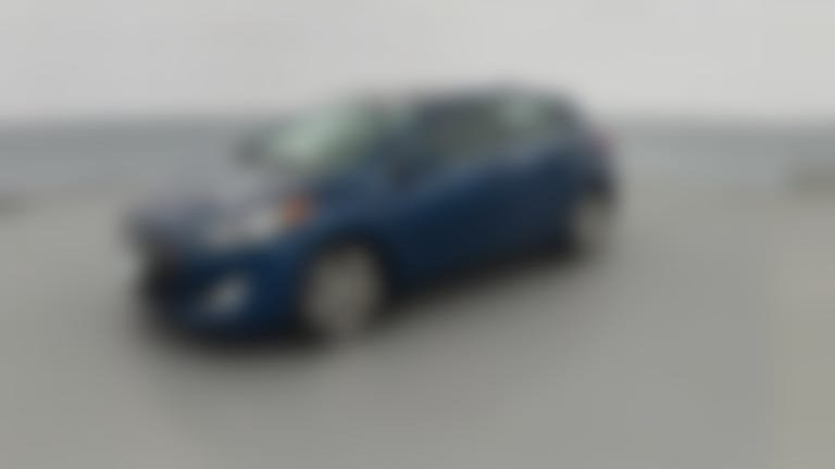 2014 Hyundai Elantra vehicle photo