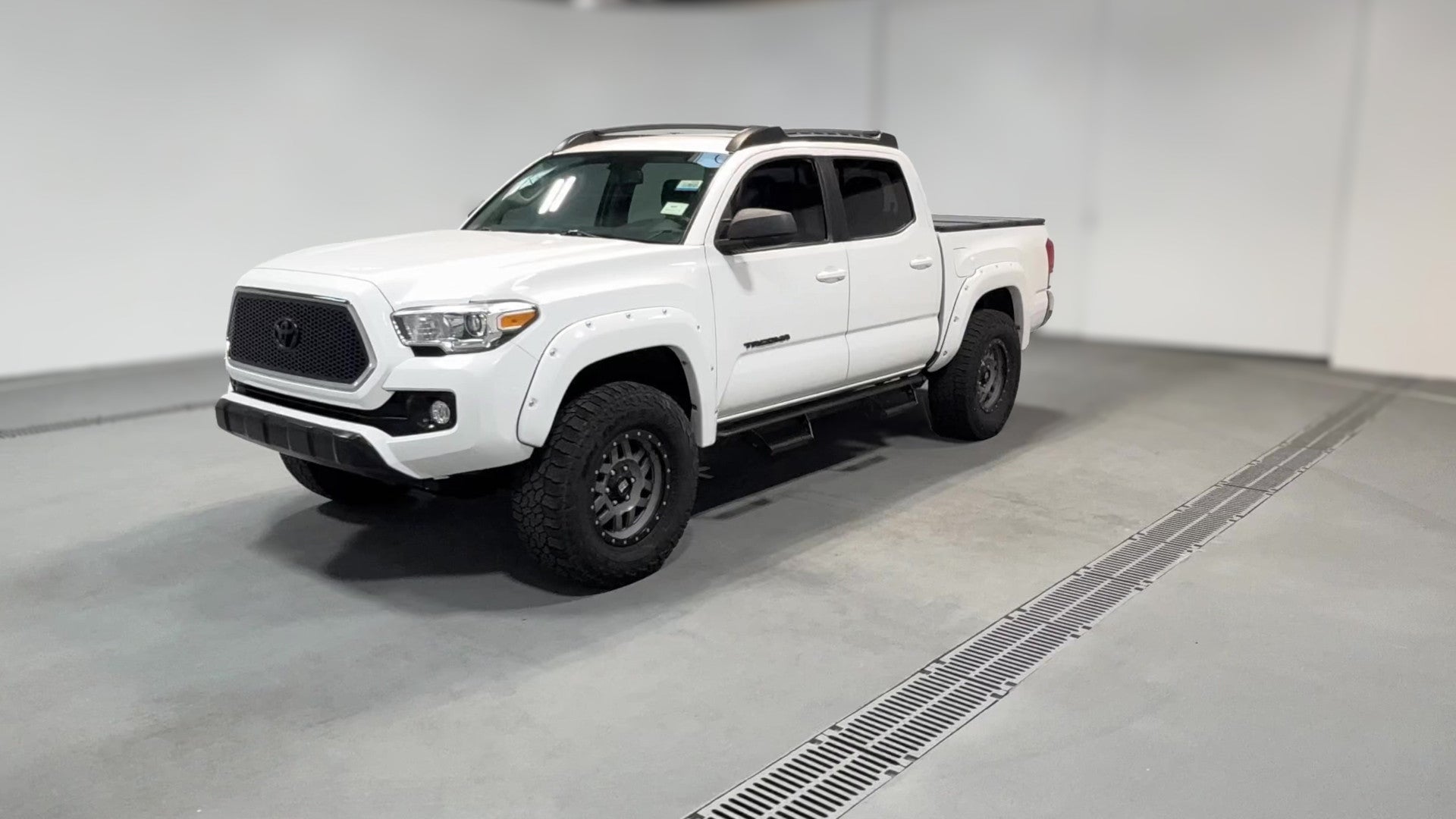 2017 Toyota Tacoma Double Cab vehicle photo