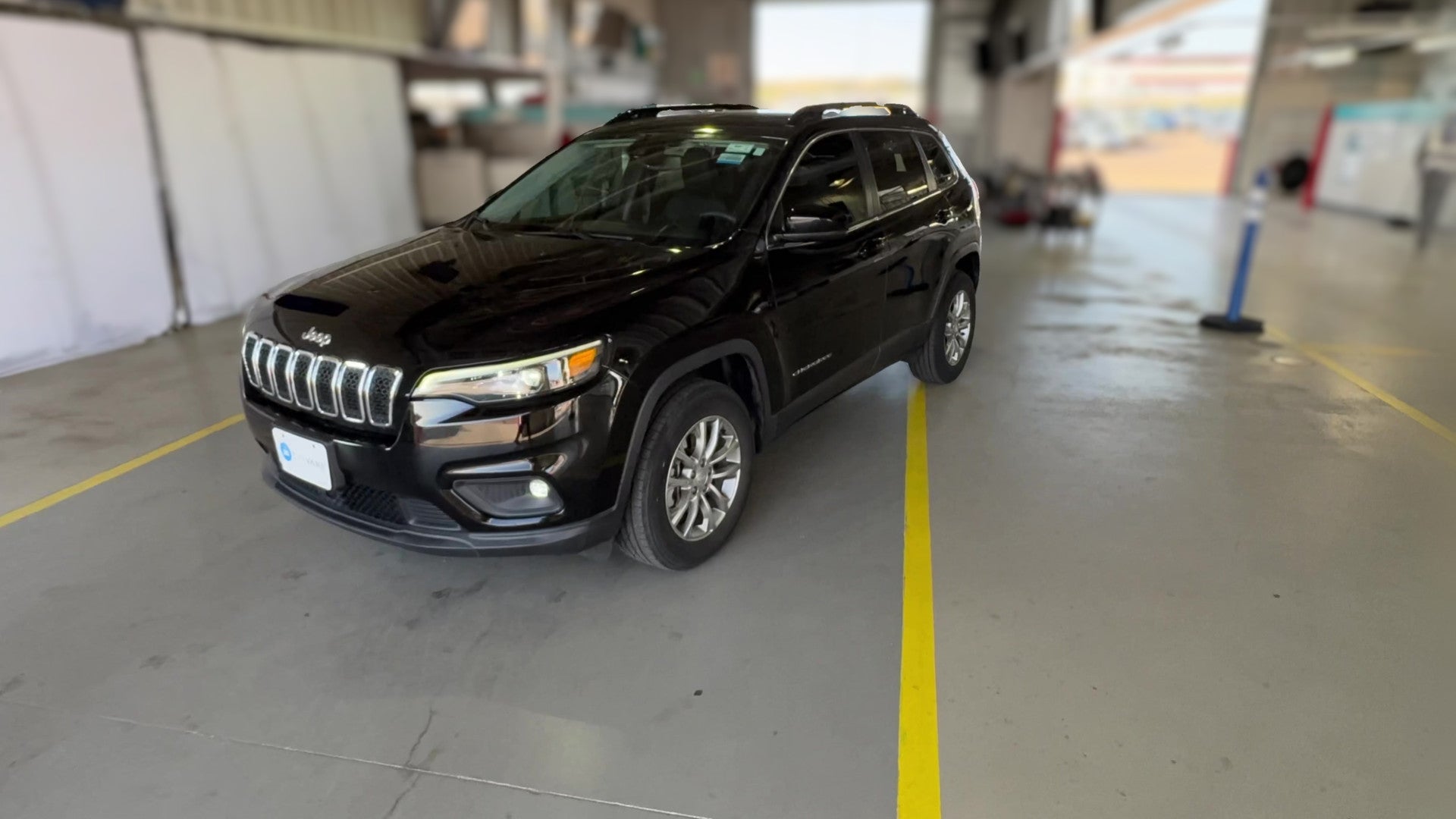 2022 Jeep Cherokee vehicle photo