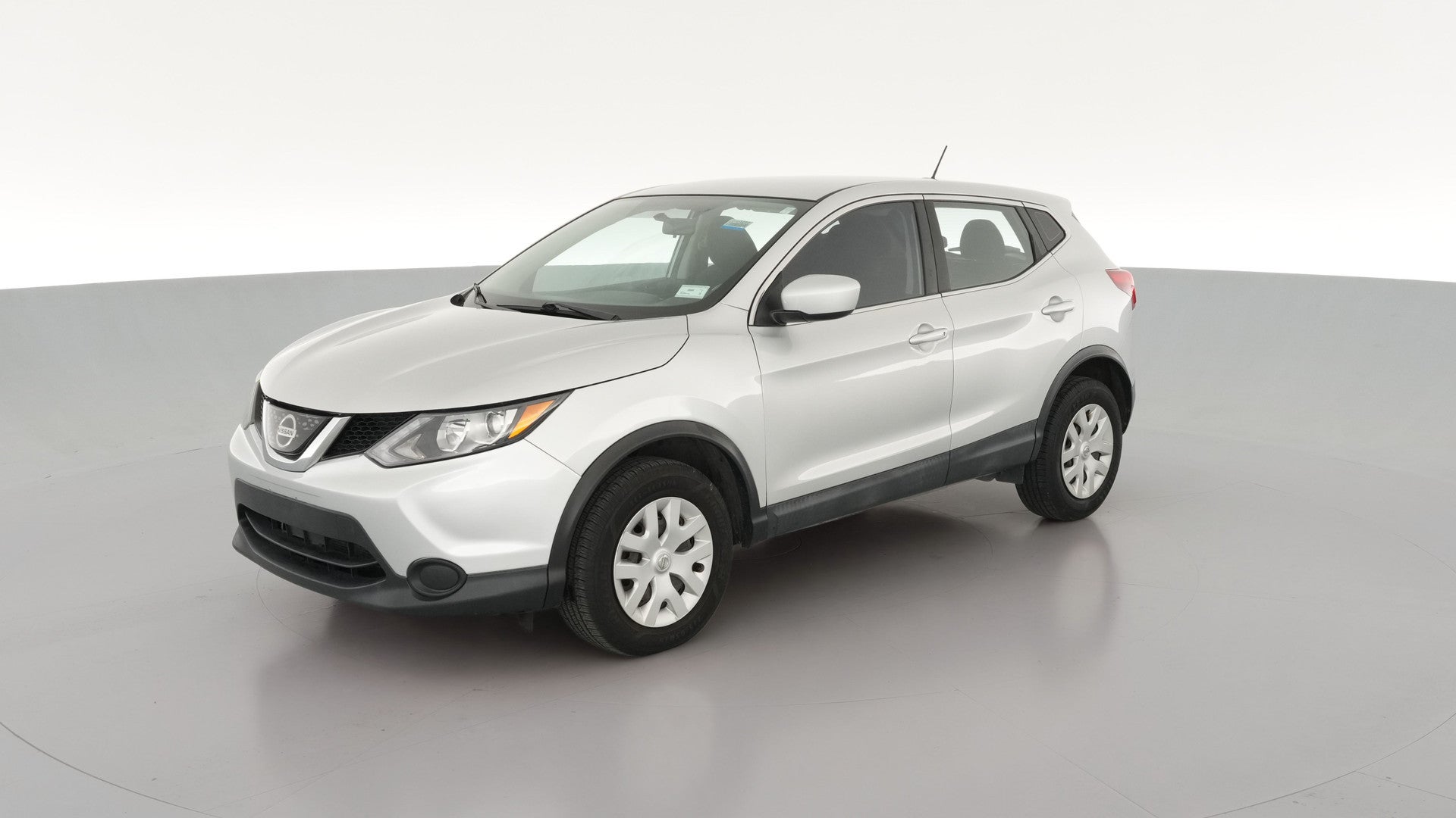 2018 Nissan Rogue Sport vehicle photo
