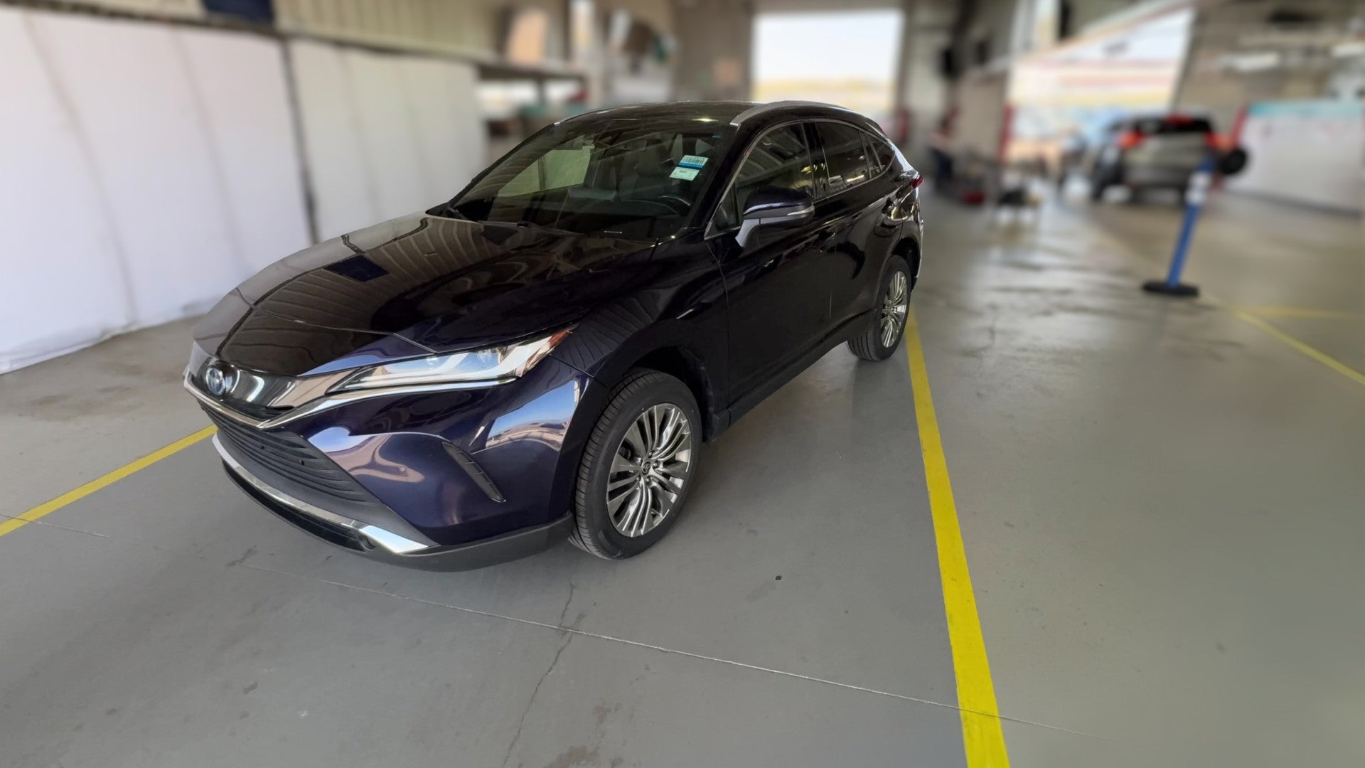 2022 Toyota Venza vehicle photo