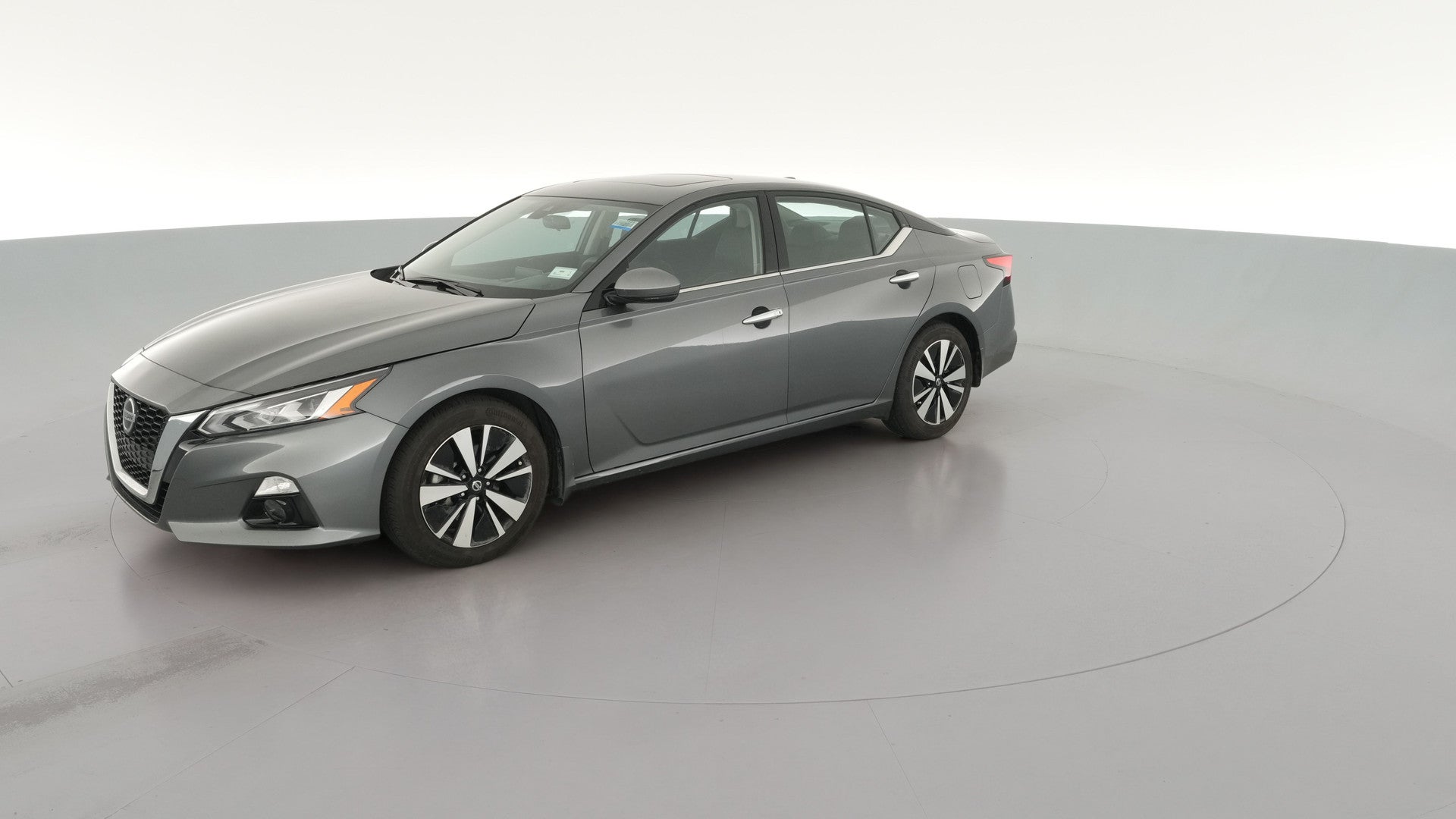 2021 Nissan Altima vehicle photo