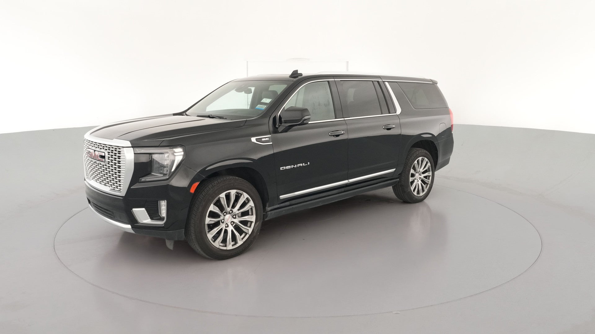 2022 GMC Yukon XL vehicle photo