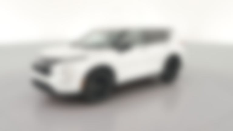 2024 Mitsubishi Outlander vehicle photo