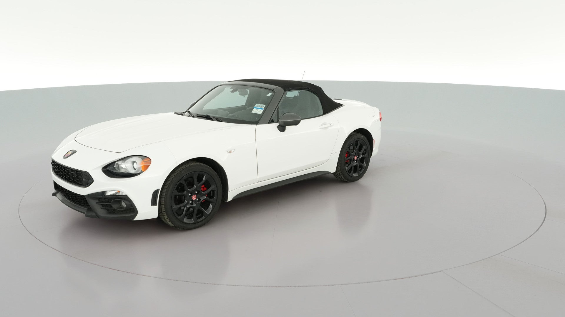 2017 FIAT 124 Spider vehicle photo