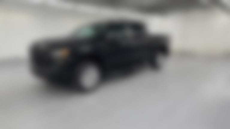2023 Chevrolet Silverado 1500 Crew Cab vehicle photo