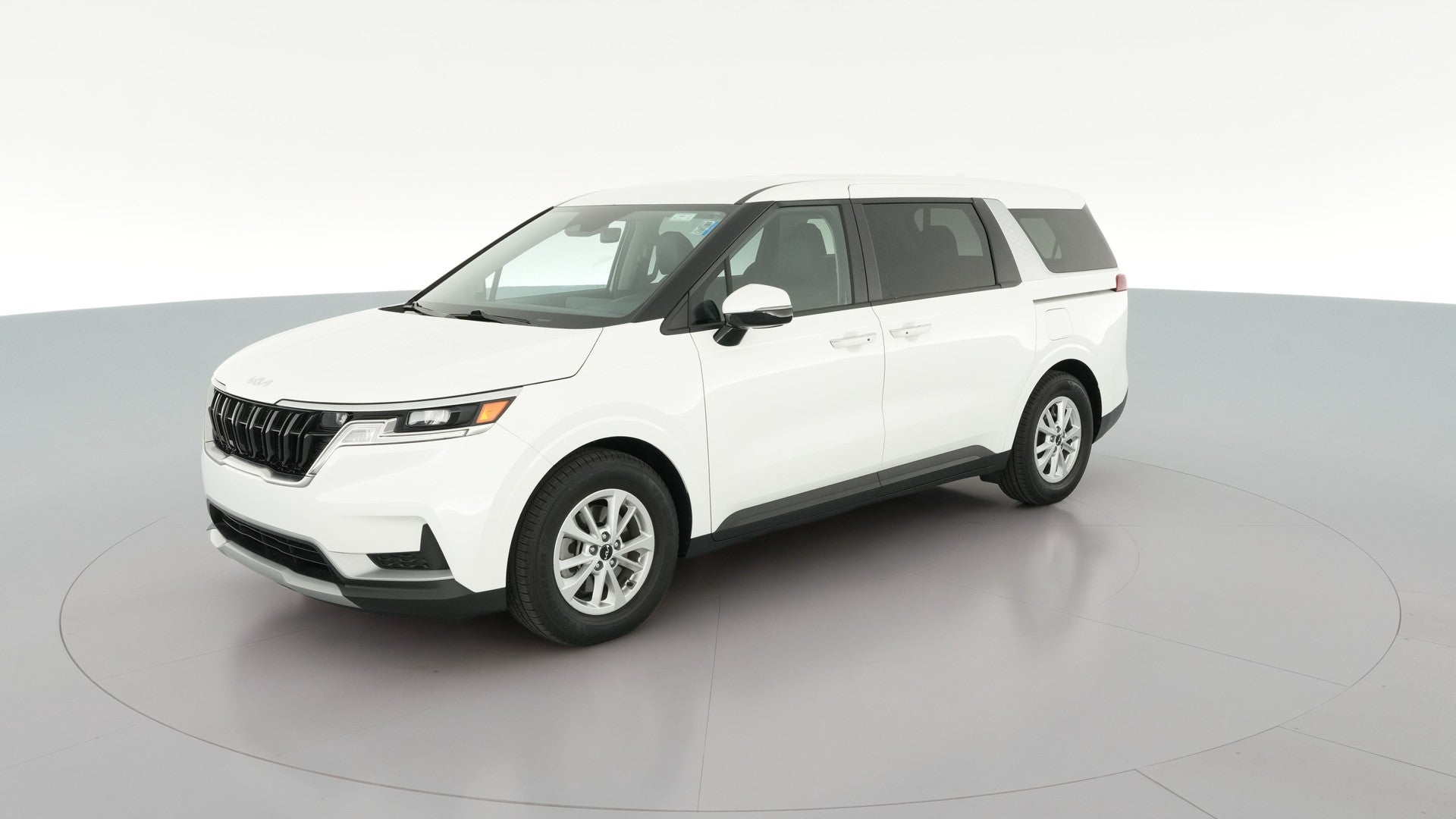 2023 Kia Carnival vehicle photo