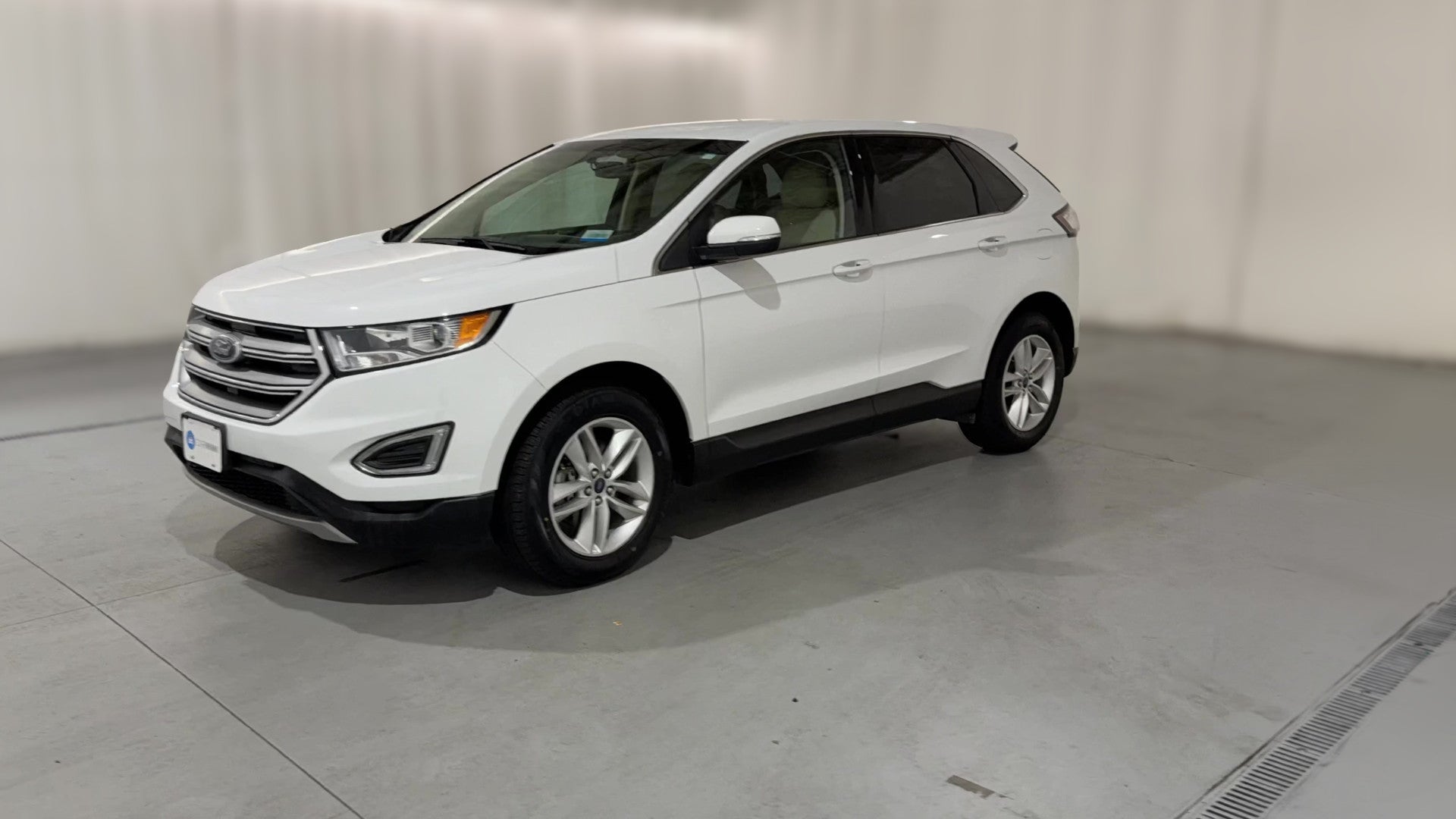 2017 Ford Edge vehicle photo