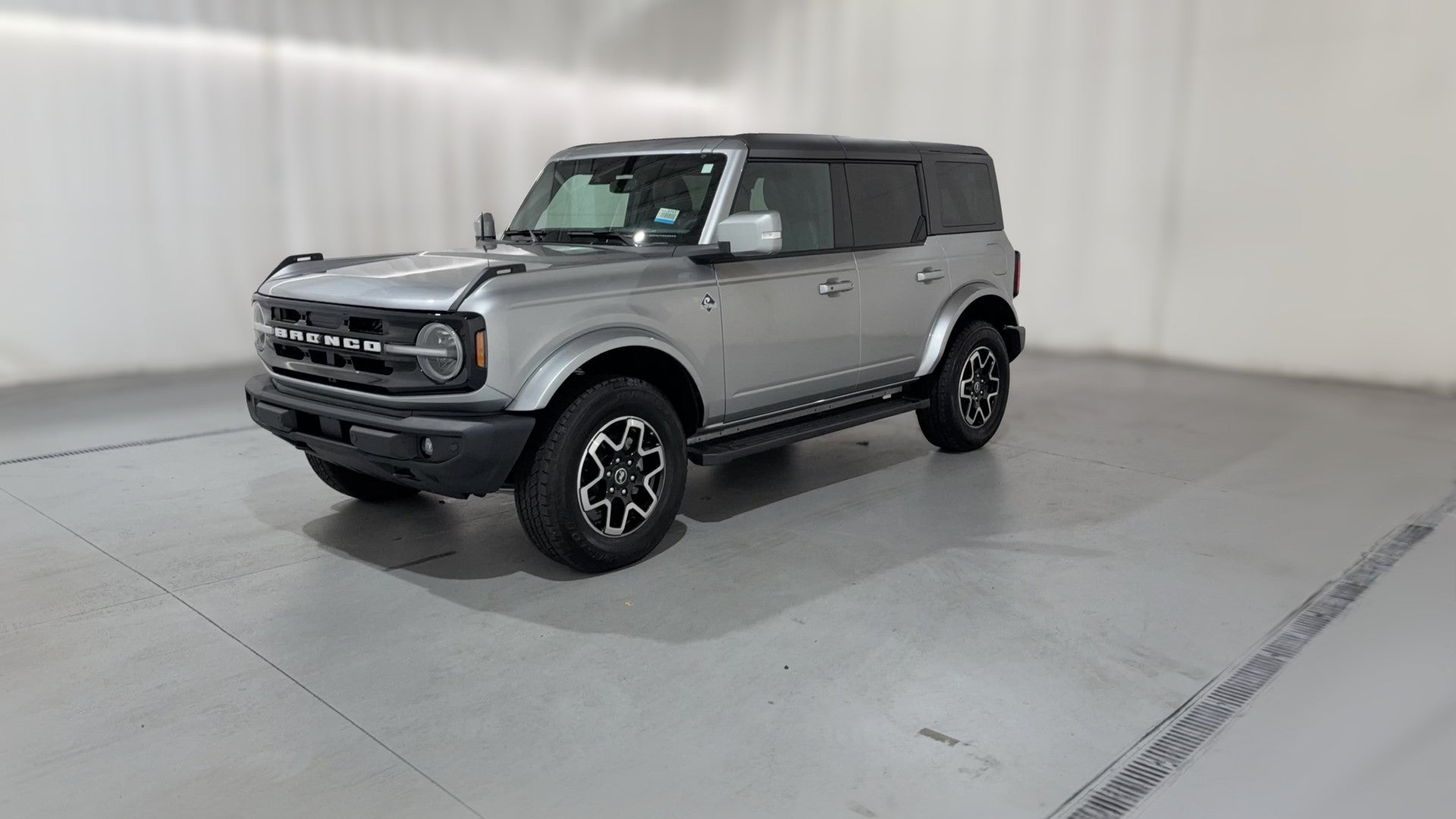 2024 Ford Bronco vehicle photo