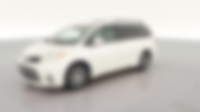 2018 Toyota Sienna vehicle photo