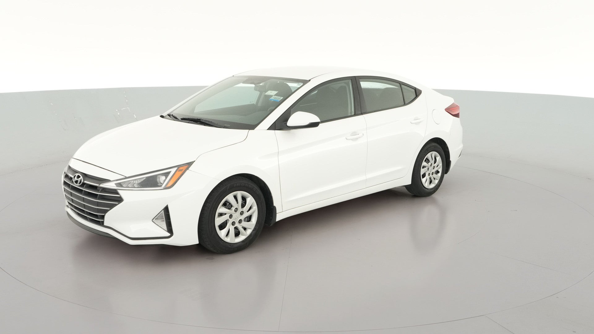 2019 Hyundai Elantra vehicle photo