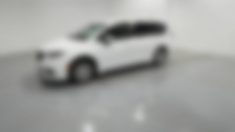 2023 Chrysler Pacifica vehicle photo